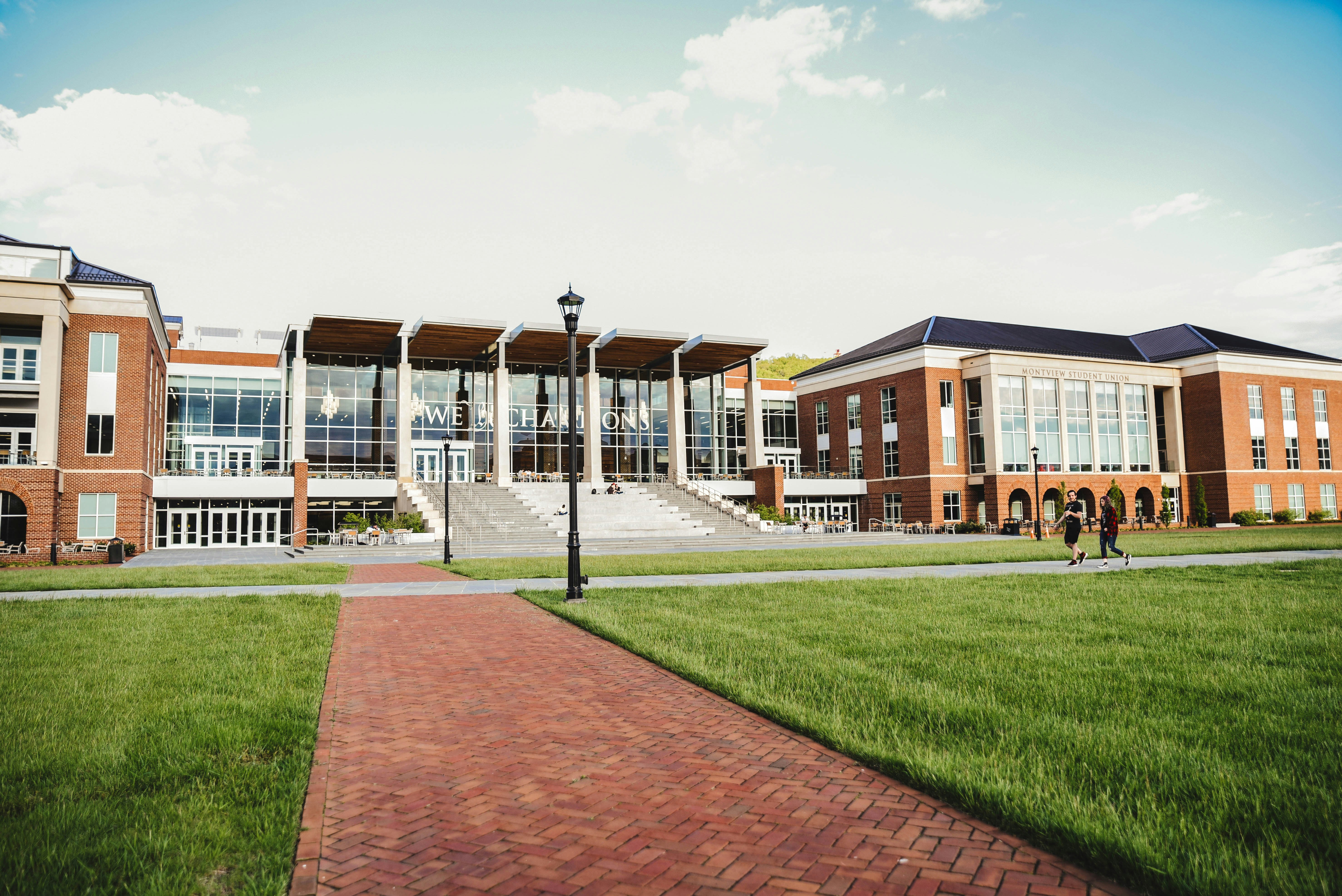 Lil' Einsteins Learning Academy gallery image